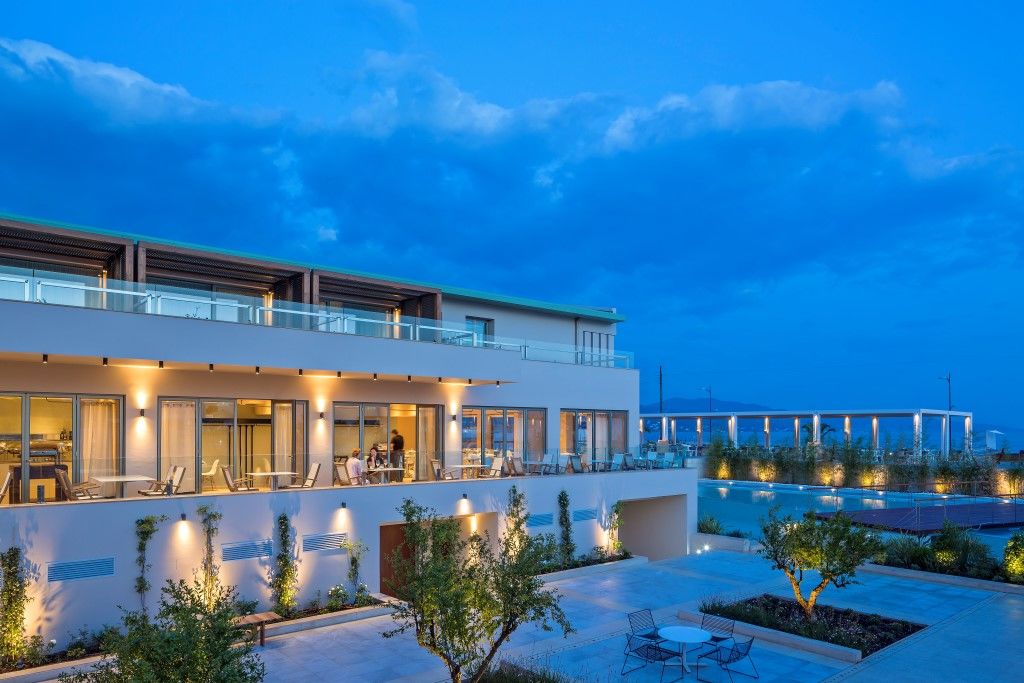 Horizon Blu Boutique 5* קלמאטה